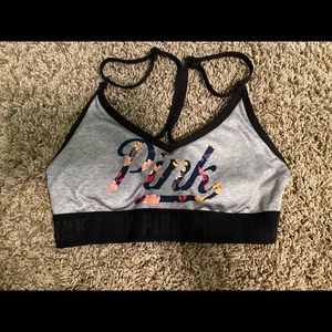 sports bra